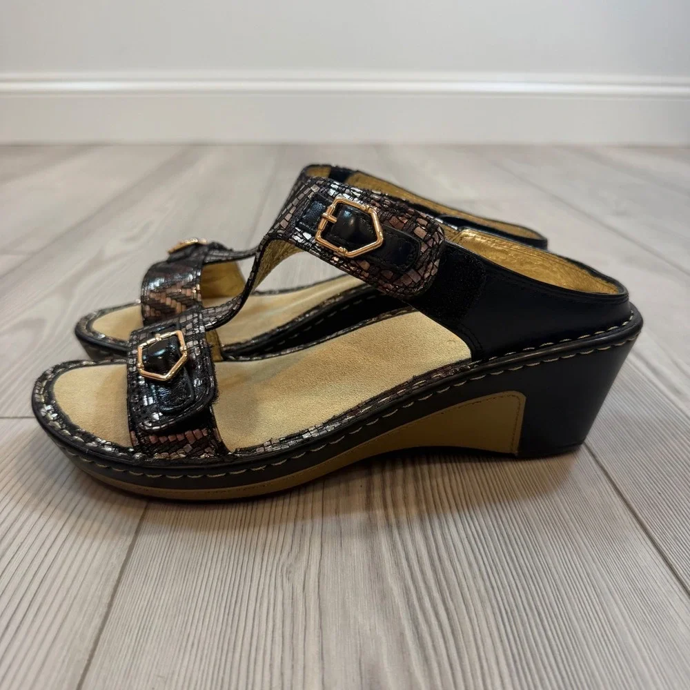Alegria Lara Shmancy Bronze Metallic Leather Wedge Sandals 38 US 8-8.5 NEW